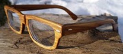 Buy eyeglasses online for men and women  @ large discount with Lenskar