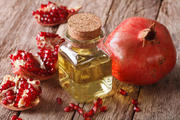 Pomegranate Oil,  Pomegranate Seed Oil Manufacturer,  Pomegranate Oil Su