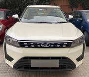 Mahindra | XUV300 | W6 1.2 Petrol | ₹ 8, 00, 000 | Gurugram